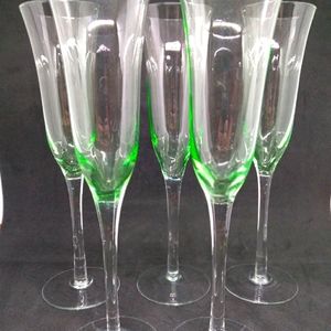 Uniquely tinted green champagne glasses